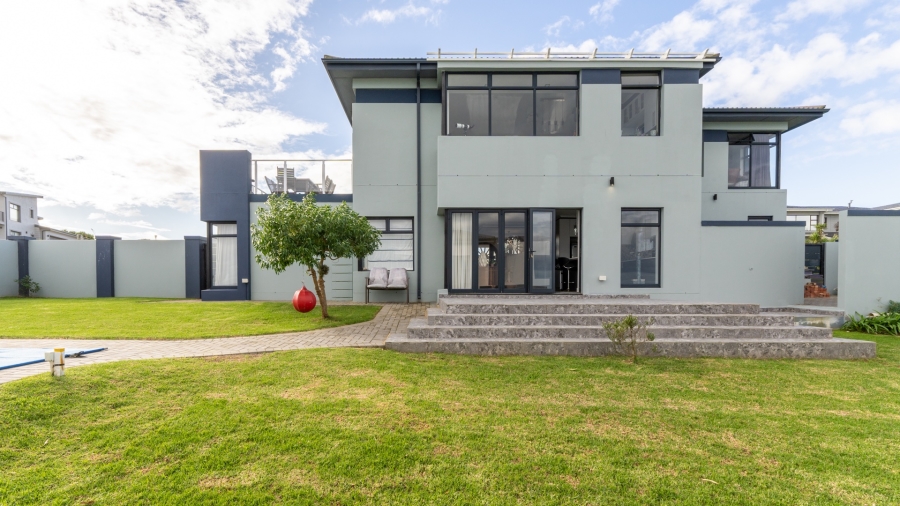 3 Bedroom Property for Sale in Le Grand Golf Estate Western Cape